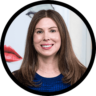 Dr Lauren